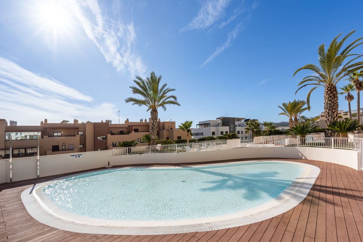 4 Zimmer Haus zu verkaufen in La Cala de Mijas mit Pool Garage - 1.195.000 € (Ref: 10095472)