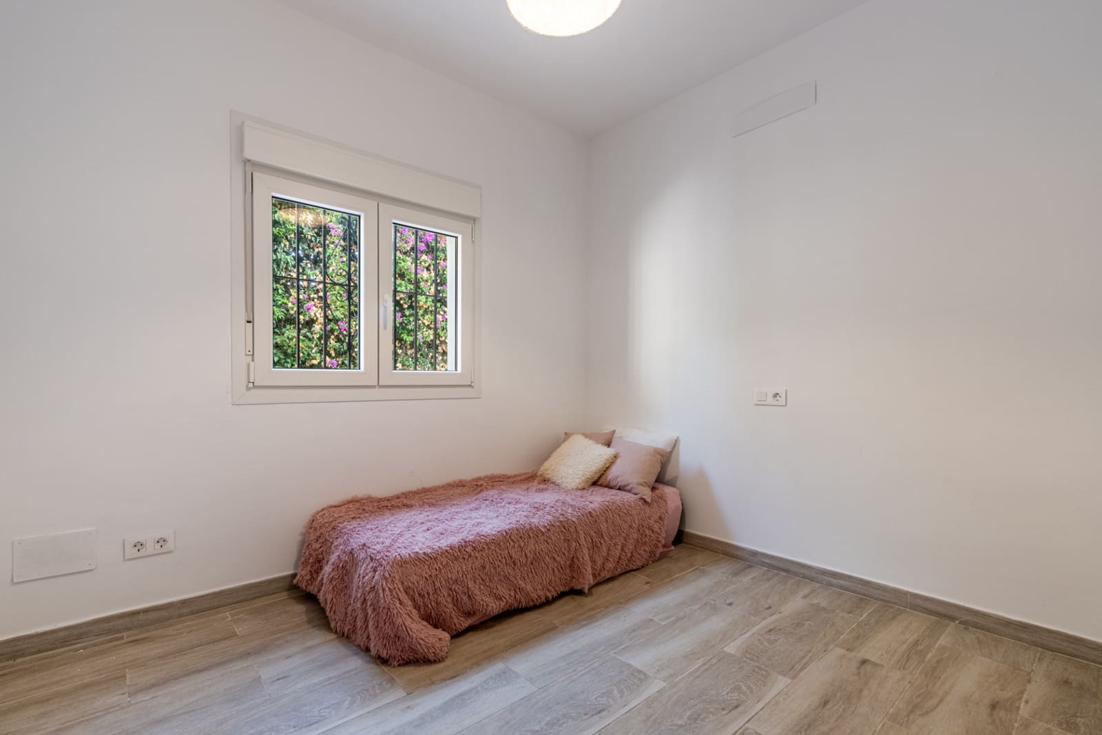 7 soveværelse Villa til salg i Mijas Costa med swimmingpool garage - € 1.650.000 (Ref: 10101151)