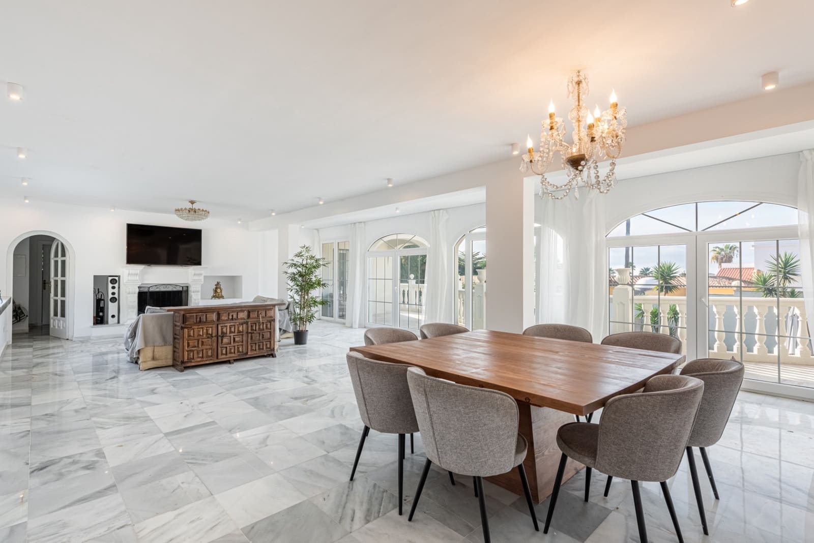 7 soveværelse Villa til salg i Mijas Costa med swimmingpool garage - € 1.650.000 (Ref: 10101151)