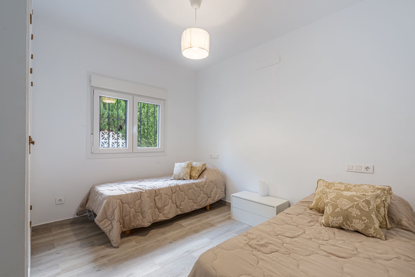 7 soveværelse Villa til salg i Mijas Costa med swimmingpool garage - € 1.650.000 (Ref: 10101151)