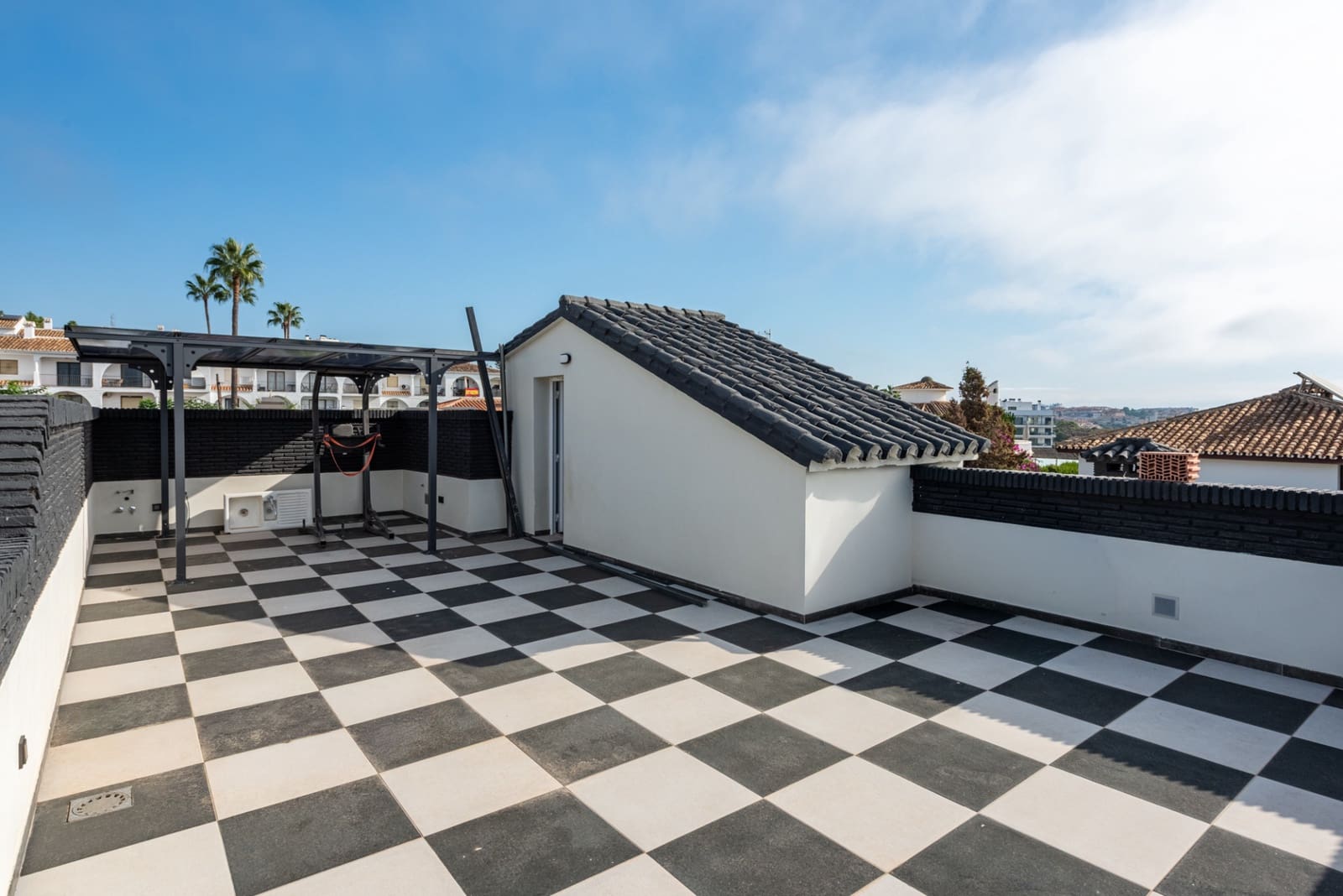 7 soveværelse Villa til salg i Mijas Costa med swimmingpool garage - € 1.650.000 (Ref: 10101151)