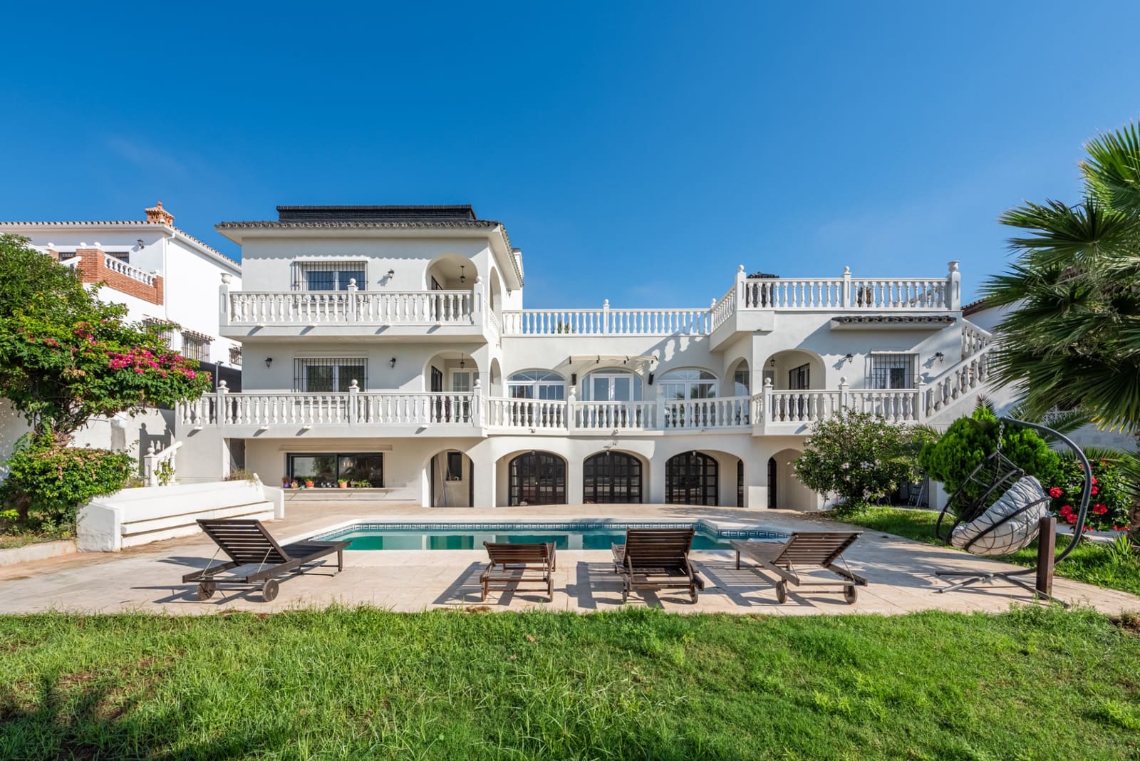 7 soveværelse Villa til salg i Mijas Costa med swimmingpool garage - € 1.650.000 (Ref: 10101151)