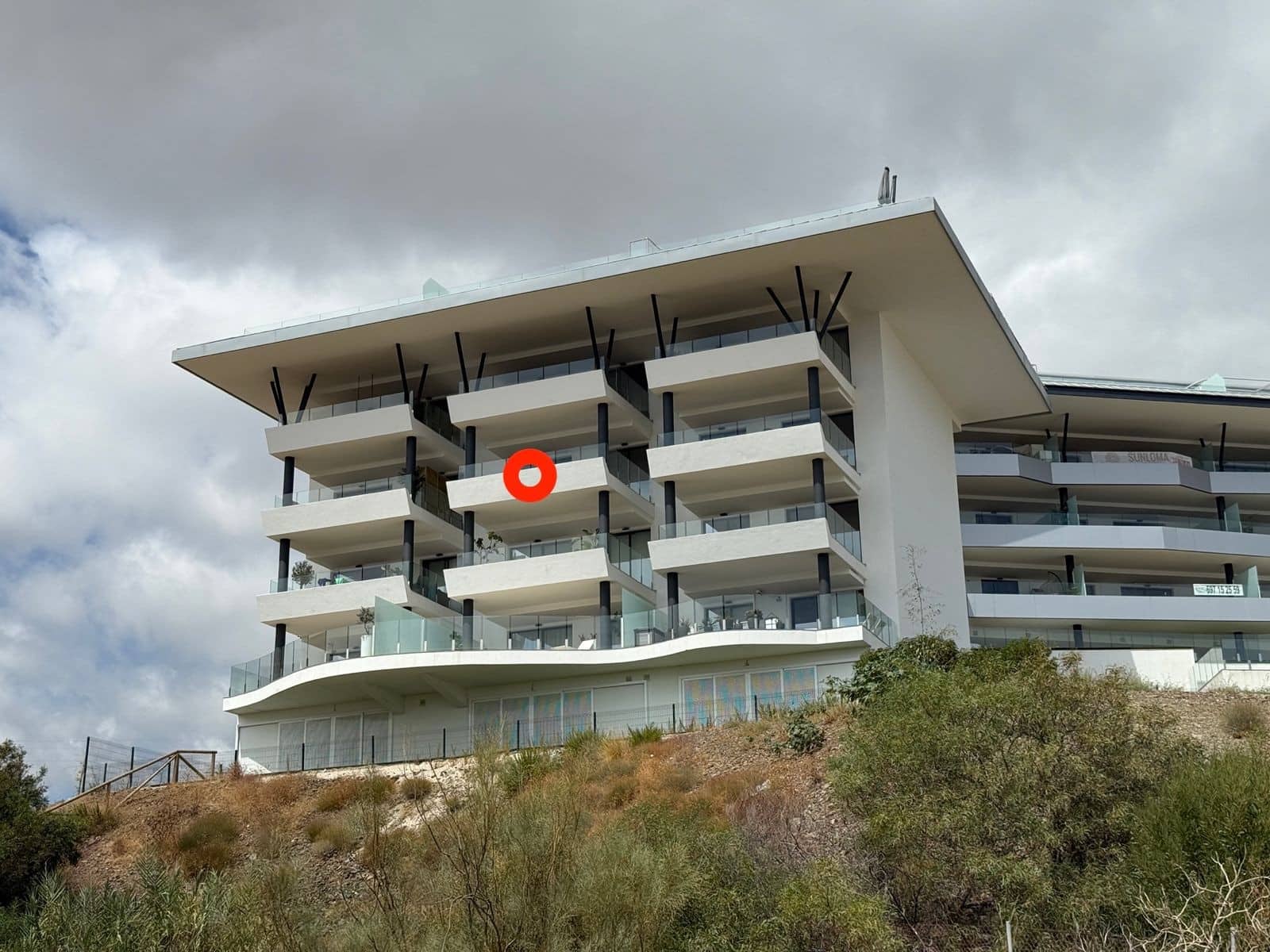 2 makuuhuone Huoneisto myytävänä paikassa Fuengirola mukana uima-altaan 
autotalli - 695 000 € (Ref: 10140334)