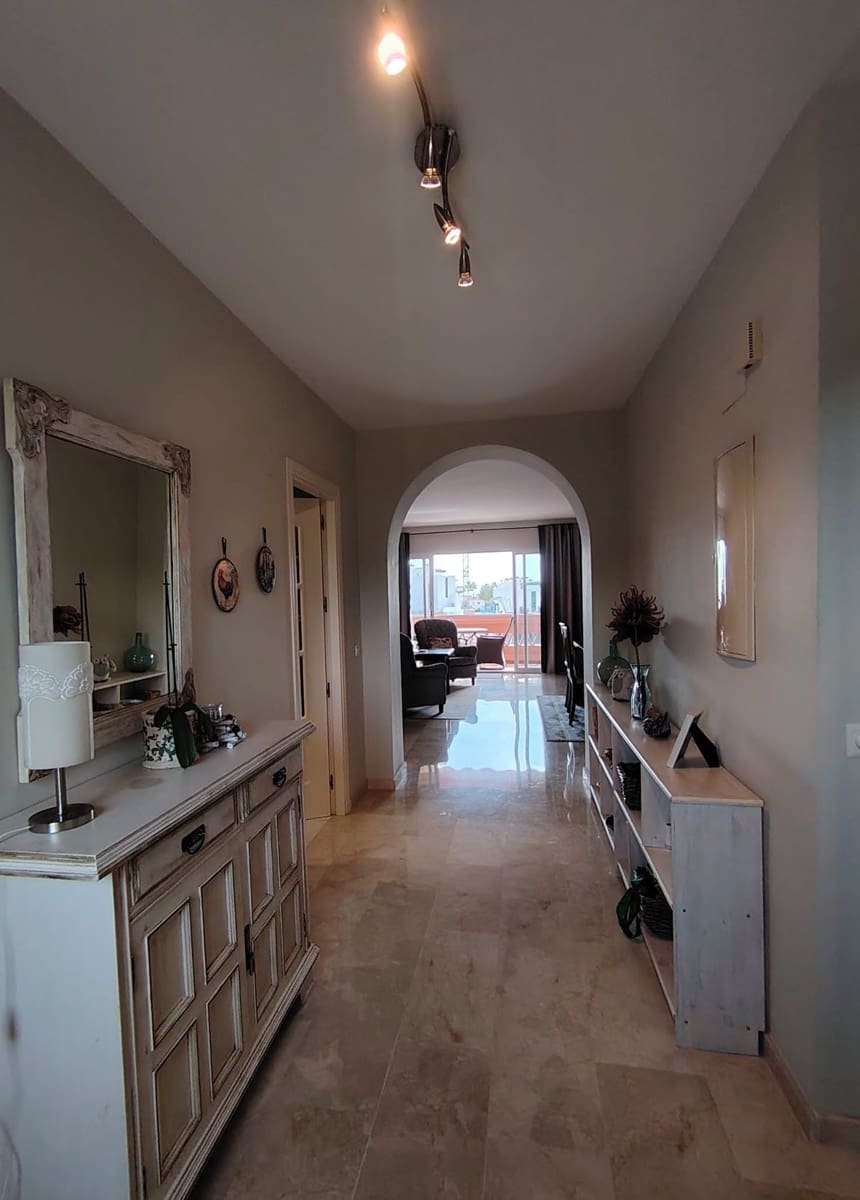2 slaapkamer Appartement te koop in Mijas Costa met zwembad garage - € 426.000 (Ref: 10167445)