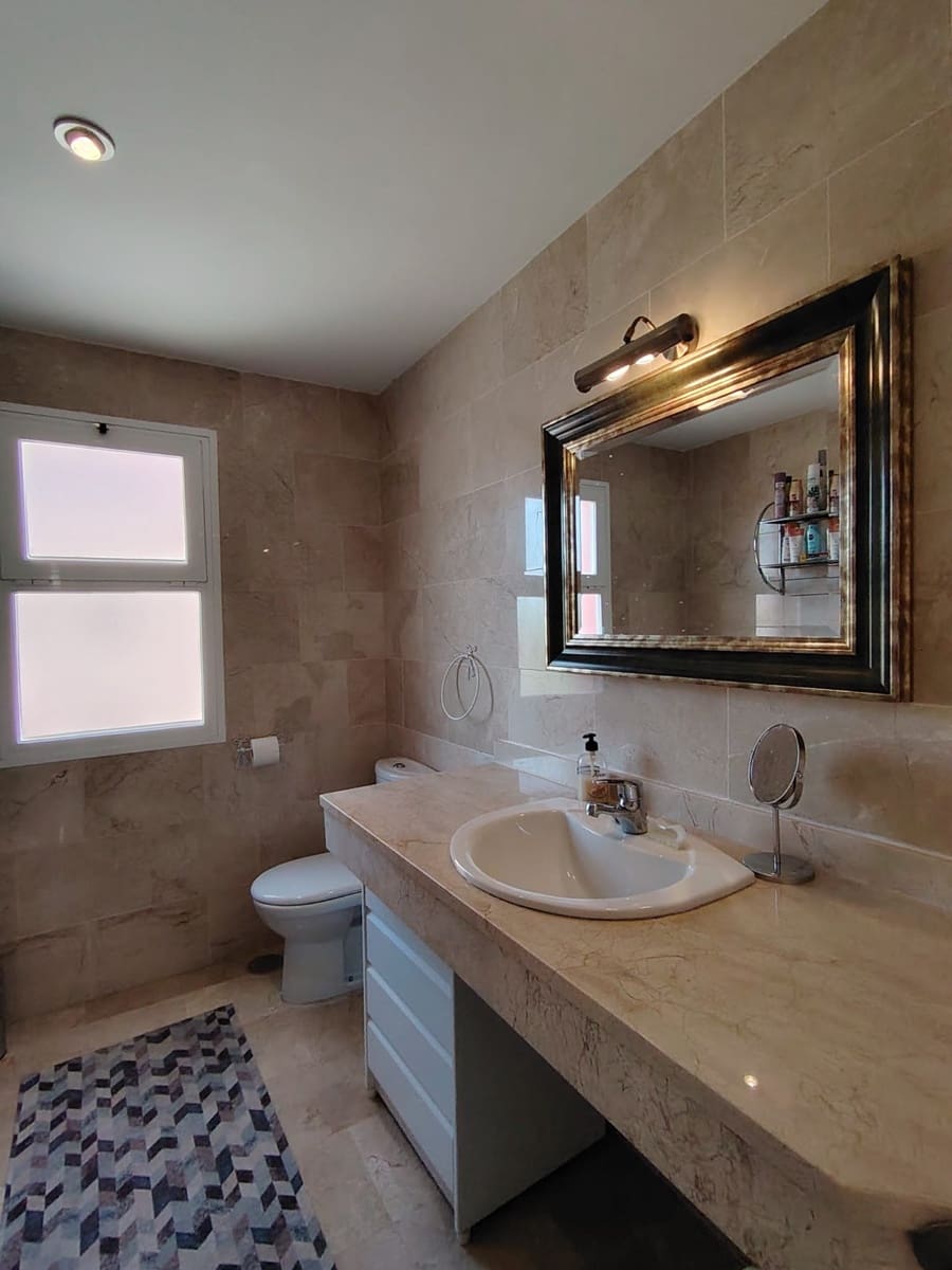 2 slaapkamer Appartement te koop in Mijas Costa met zwembad garage - € 426.000 (Ref: 10167445)