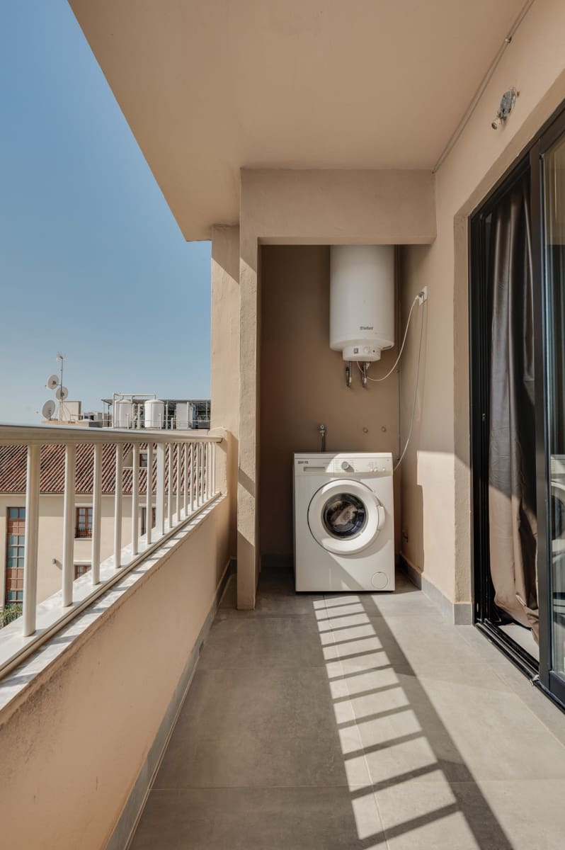 2 bedroom Penthouse for sale in Fuengirola - € 295,000 (Ref: 10181978)
