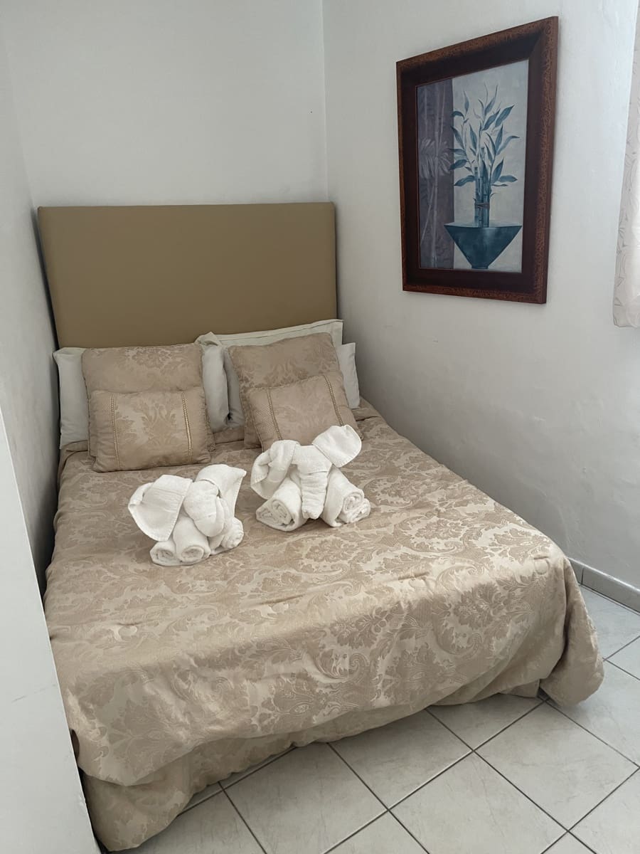 6 soverom Villa til salgs i El Faro med svømmebasseng garasje - € 895 000 (Ref: 8643941)