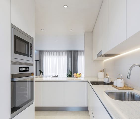 2 soverom Penthouse til salgs i Carvajal, Fuengirola med svømmebasseng garasje - € 795 000 (Ref: 8643970)