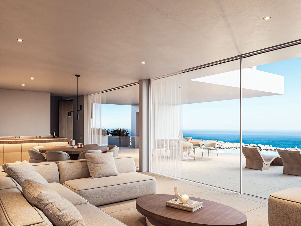 4 bedroom Villa for sale in Benalmadena with pool garage - € 1,350,000 (Ref: 8643995)