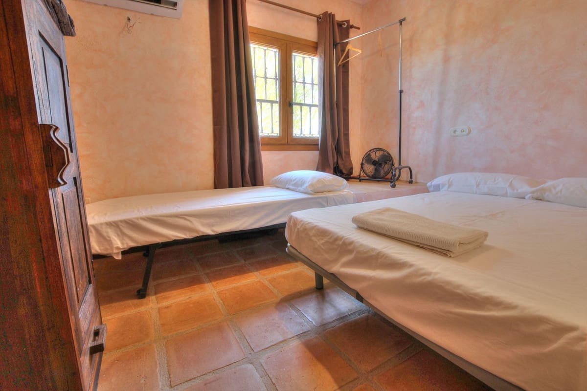 4 soveværelse Finca/Landehus til salg i Mijas Costa med swimmingpool garage - € 1.350.000 (Ref: 8738593)