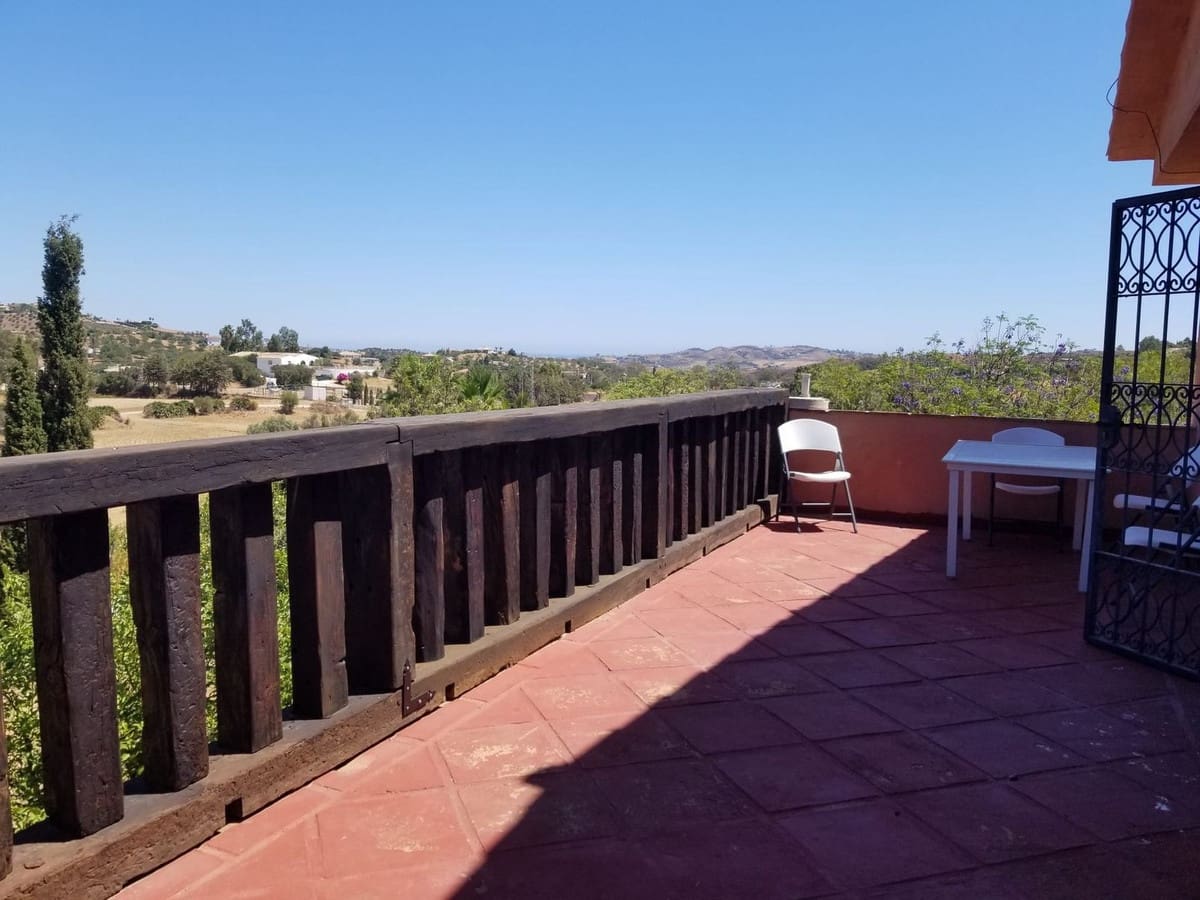 4 sypialnia Finka/Dom wiejski na sprzedaż w Mijas Costa z basenem garażem - 1 195 000 € (Ref: 8738593)