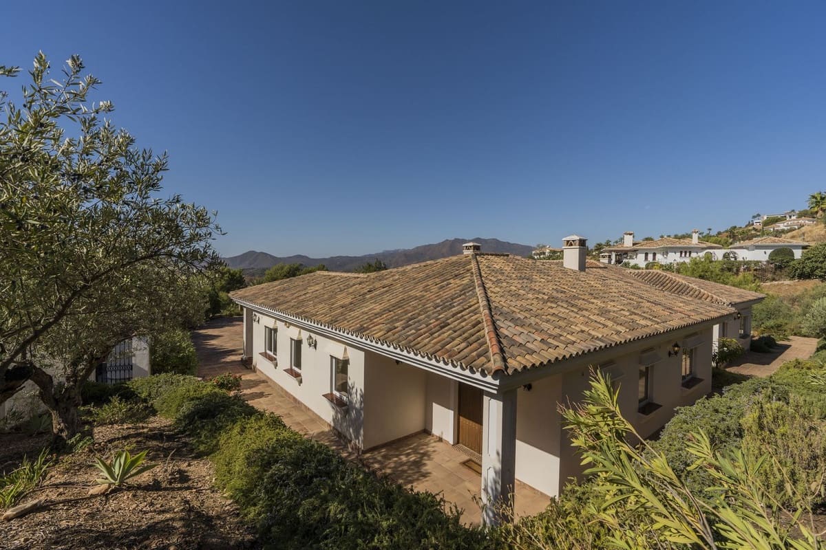 5 chambre Villa/Maison à vendre à Valtocado avec piscine garage - 1 375 000 € (Ref: 8762505)