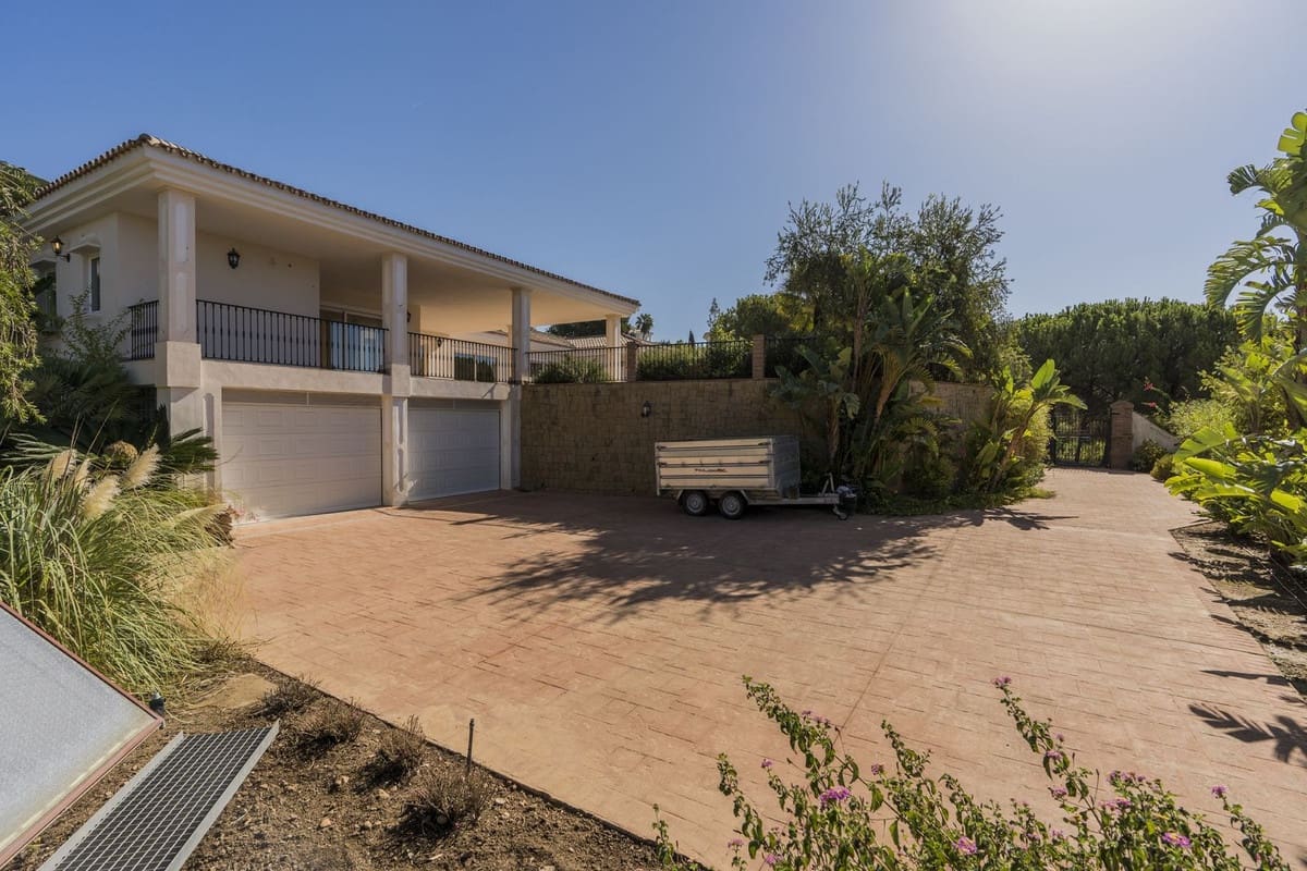 5 chambre Villa/Maison à vendre à Valtocado avec piscine garage - 1 375 000 € (Ref: 8762505)