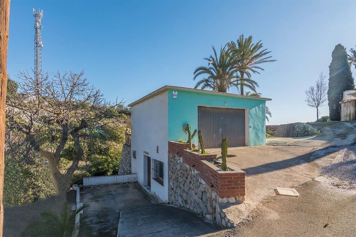 7 sypialnia Willa na sprzedaż w Benalmadena z garażem - 1 545 000 € (Ref: 8762507)