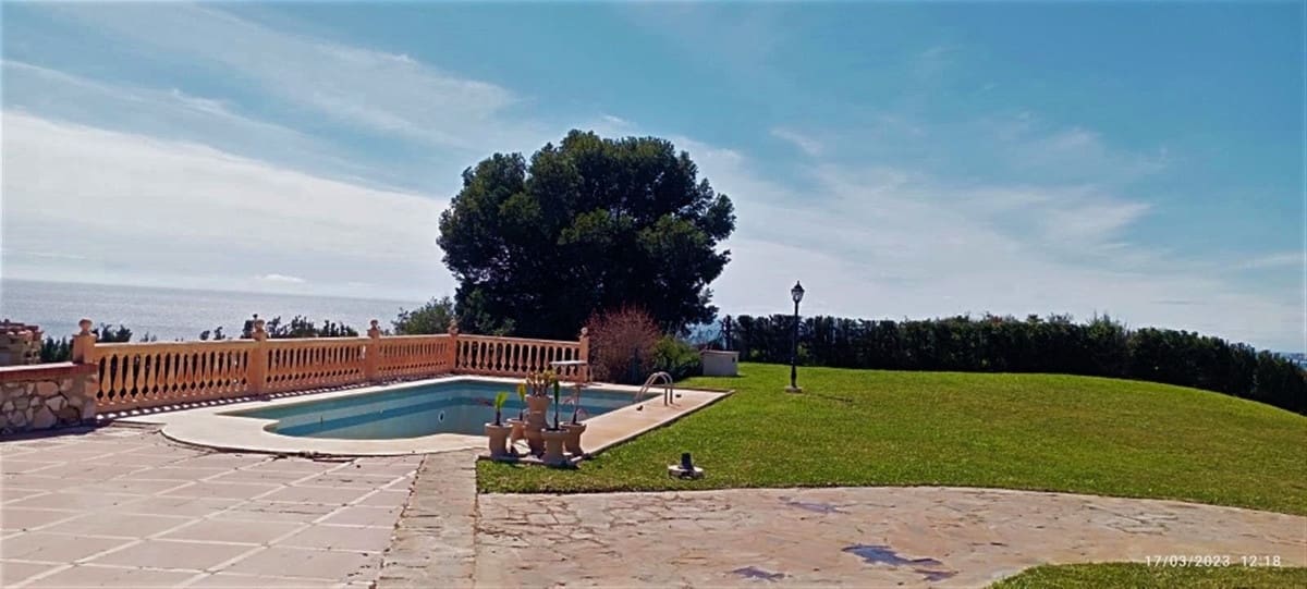 Chalet de 7 habitaciones en Benalmádena en venta con garaje - 1.545.000 € (Ref: 8762507)