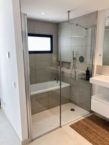 3 bedroom Apartment for sale in El Higuerón, Fuengirola with pool garage - € 795,000 (Ref: 8779035)