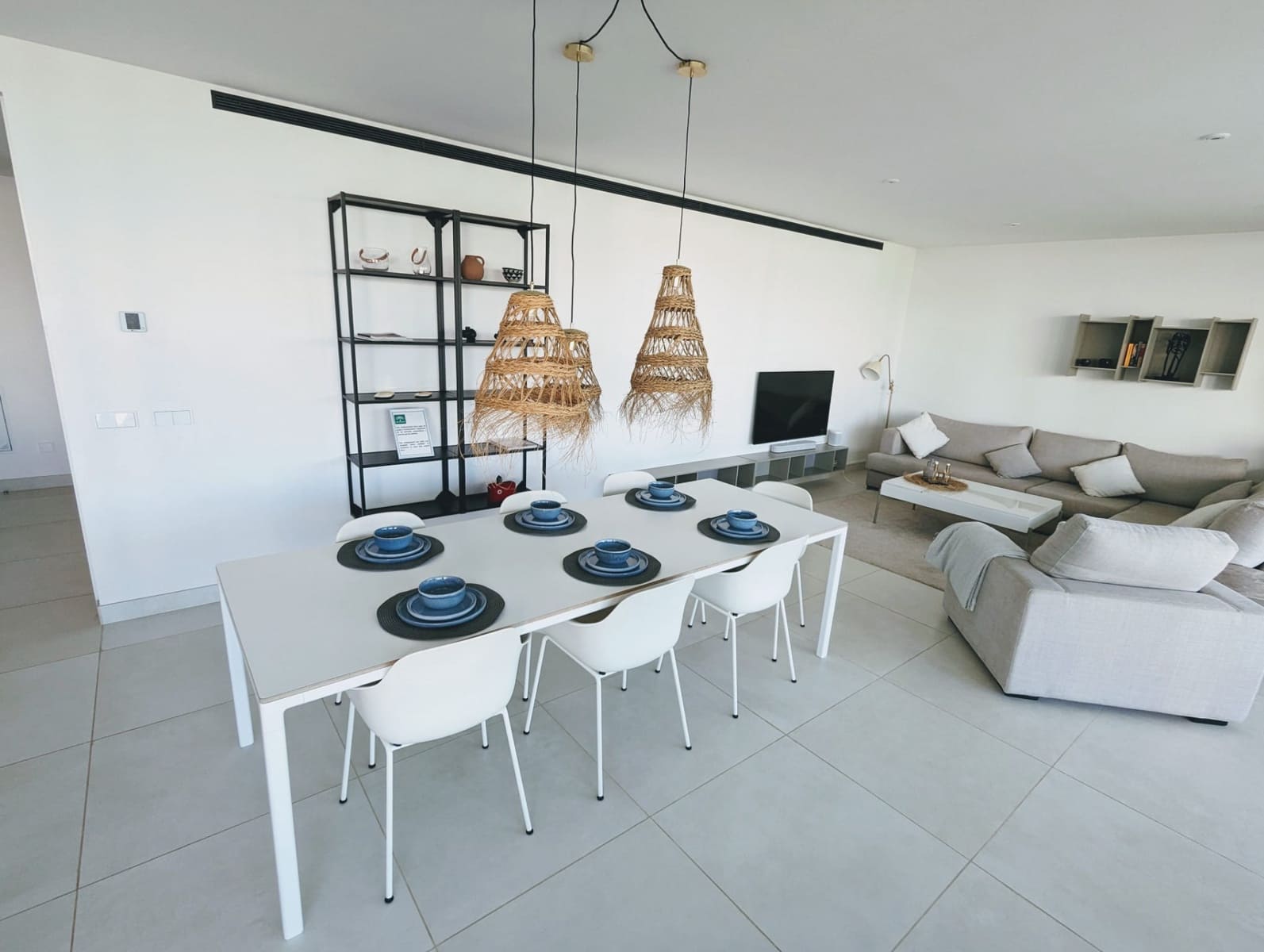 Apartamento de 3 habitaciones en Fuengirola en venta con piscina garaje - 795.000 € (Ref: 8779035)