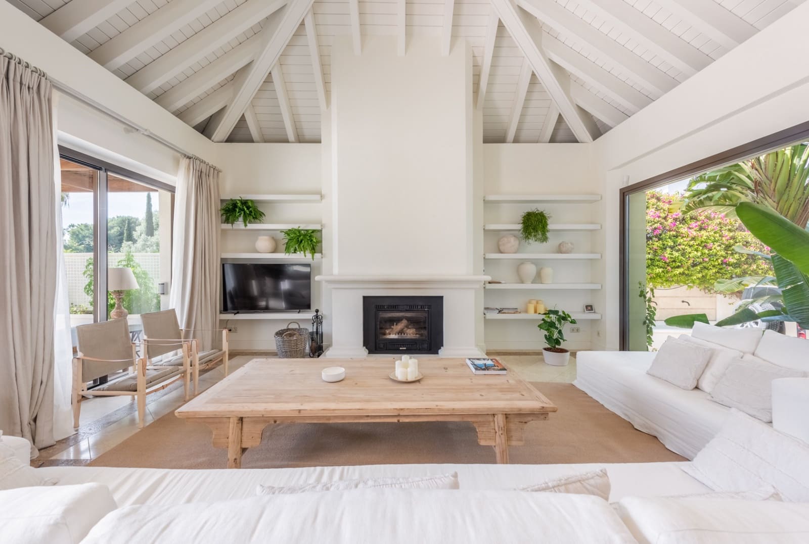 Chalet de 6 habitaciones en Marbella en venta con piscina garaje - 3.950.000 € (Ref: 8920194)