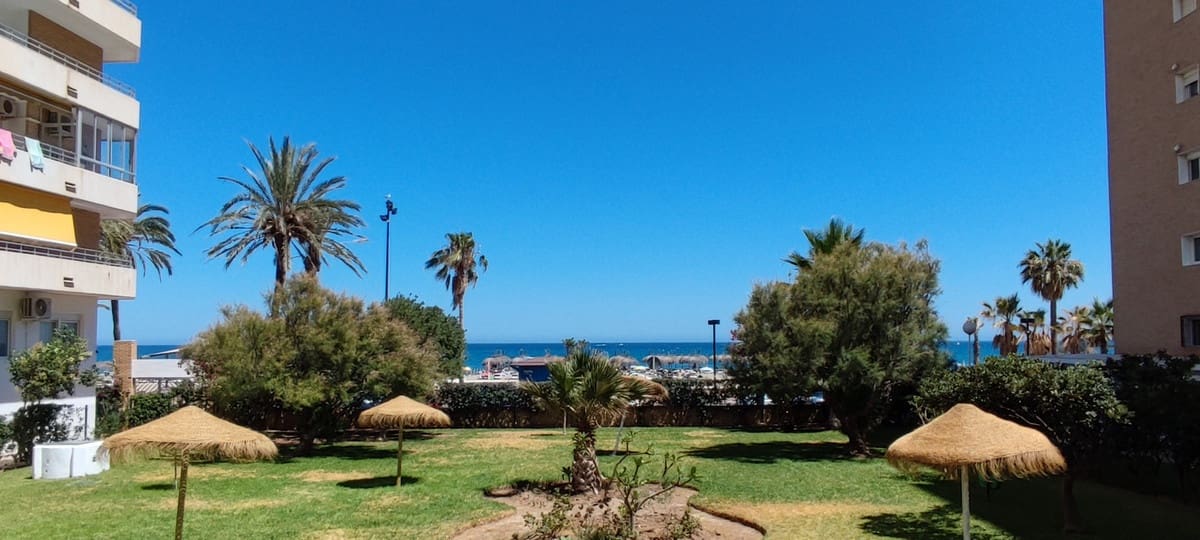 1 soveværelse Lejlighed til salg i Fuengirola med swimmingpool - € 350.000 (Ref: 8977279)