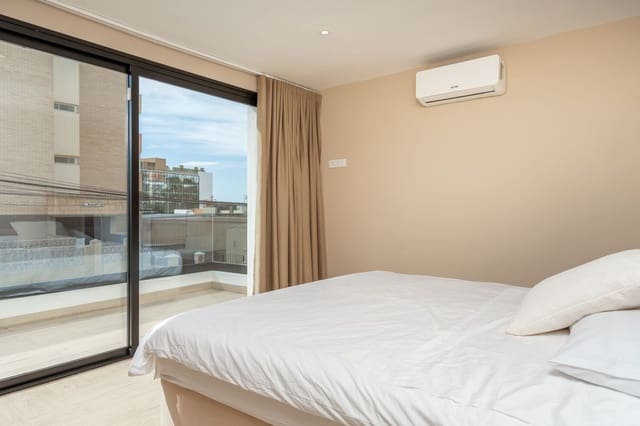 7 slaapkamer Villa te koop in Benalmadena Costa, Benalmádena met zwembad garage - € 1.400.000 (Ref: 8987254)