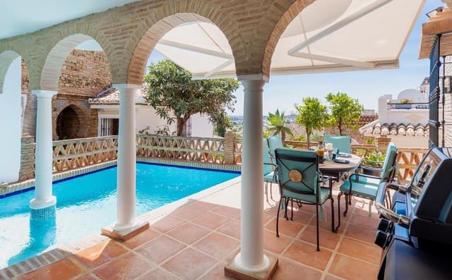 3 sypialnia Dom na sprzedaż w Mijas Costa, Mijas z basenem garażem - 770 000 € (Ref: 9006040)