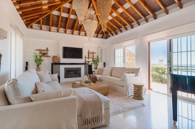 3 sypialnia Dom na sprzedaż w Mijas Costa, Mijas z basenem garażem - 770 000 € (Ref: 9006040)