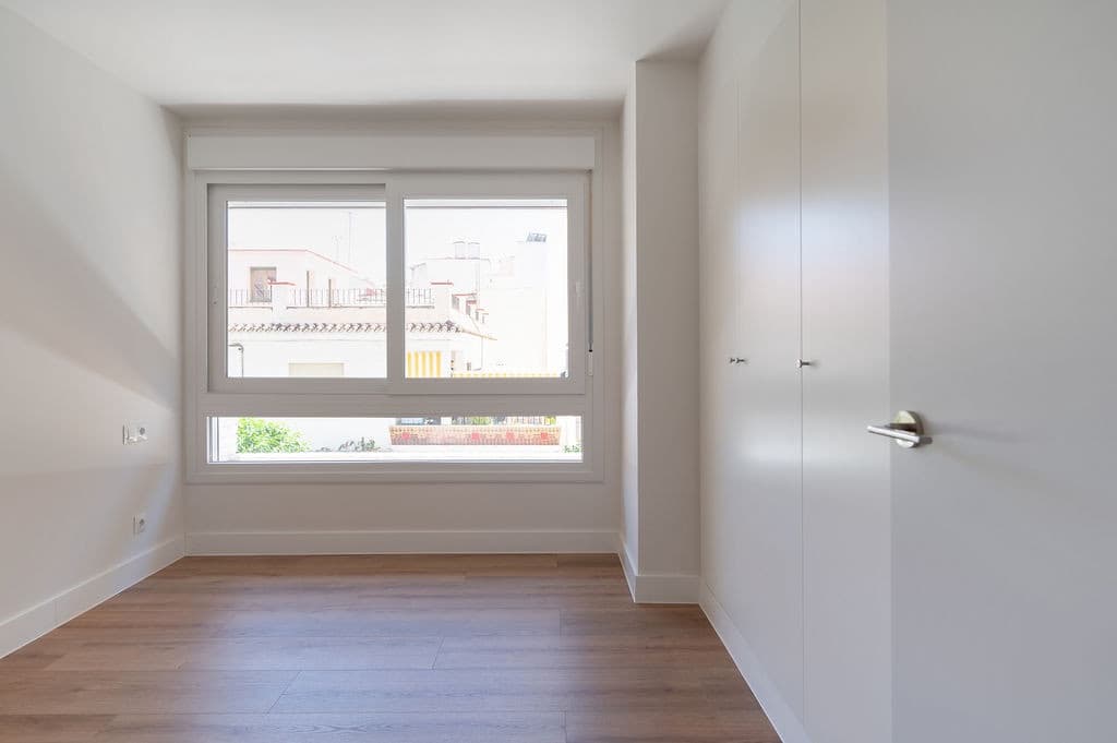 3 makuuhuone Huoneisto myytävänä paikassa Fuengirola mukana 
autotalli - 355 000 € (Ref: 9015899)