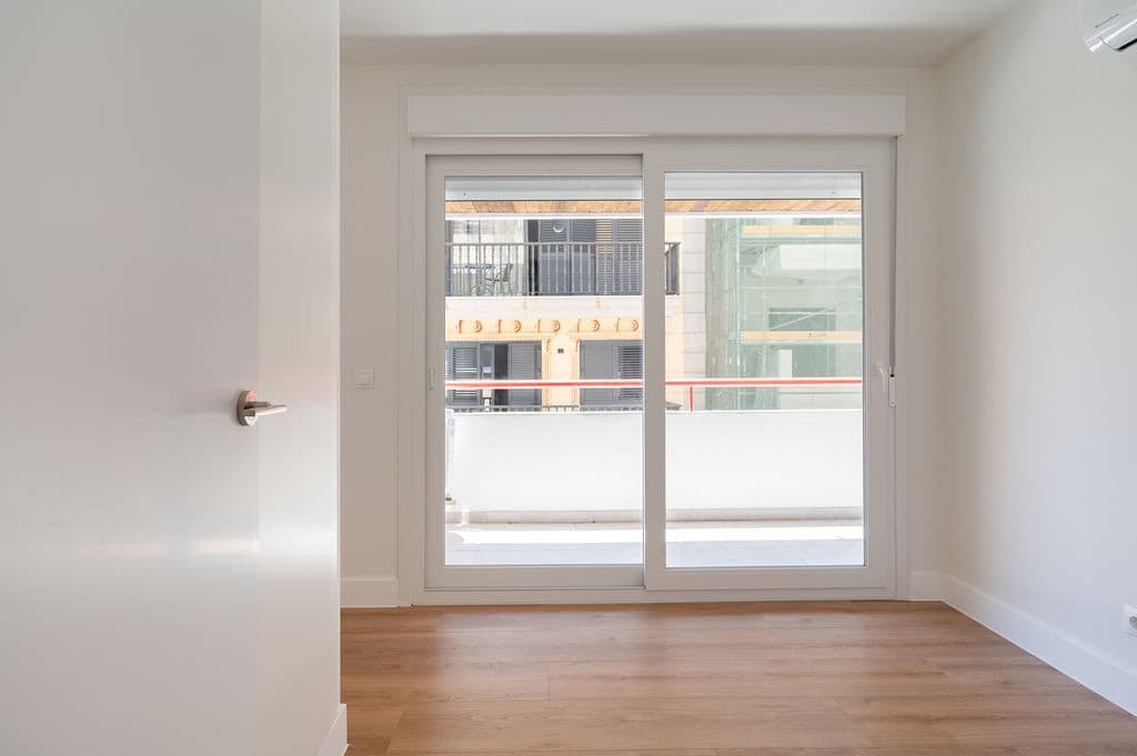 3 makuuhuone Huoneisto myytävänä paikassa Fuengirola mukana 
autotalli - 355 000 € (Ref: 9015899)