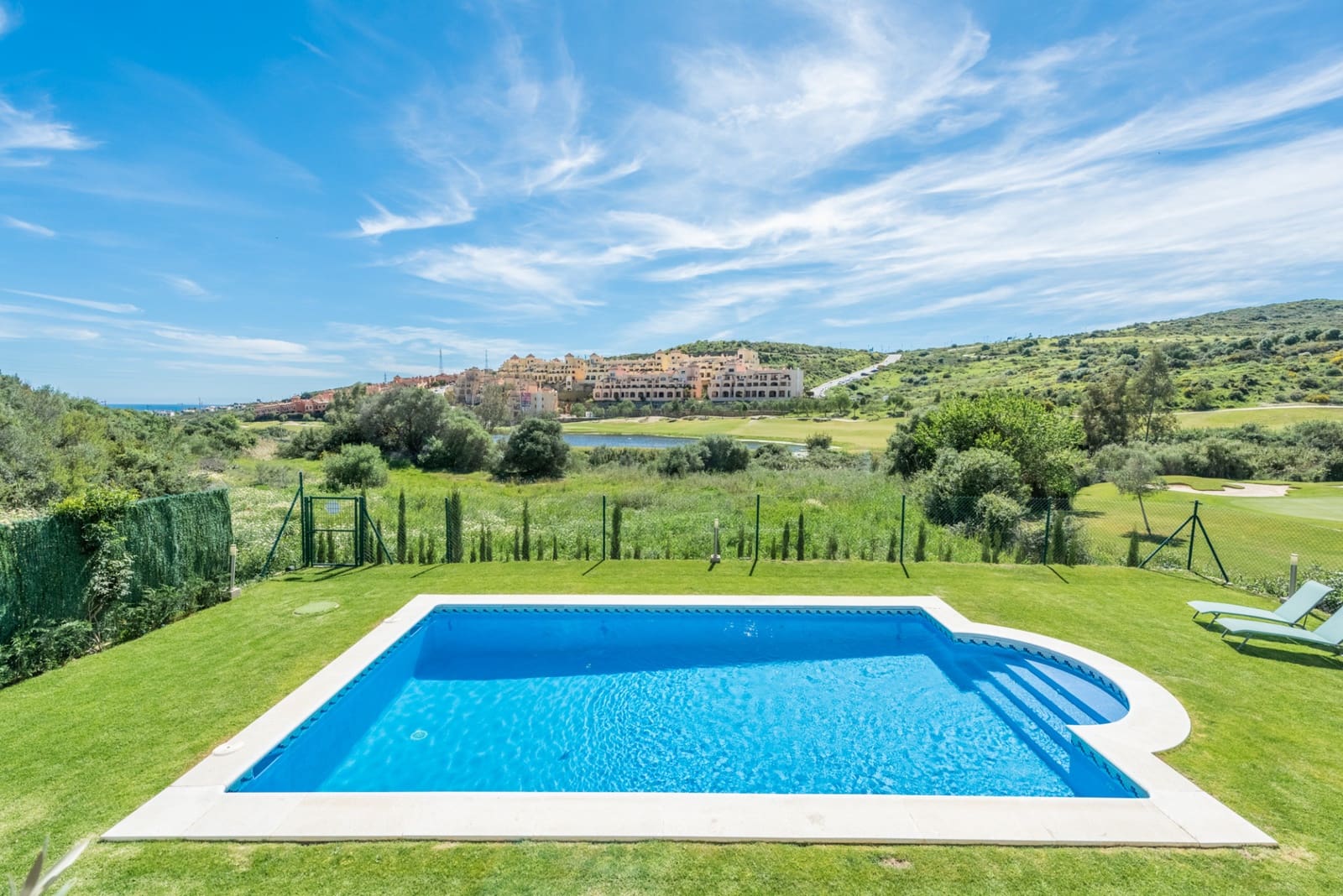 5 chambre Villa/Maison à vendre à Estepona avec piscine garage - 1 390 000 € (Ref: 9019275)