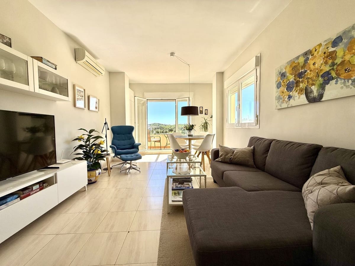 2 bedroom Penthouse for sale in Mijas Costa with pool garage - € 320,000 (Ref: 9027228)