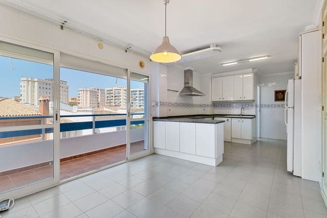 4 soverom Leilighet til salgs i Fuengirola med garasje - € 599 000 (Ref: 9086489)