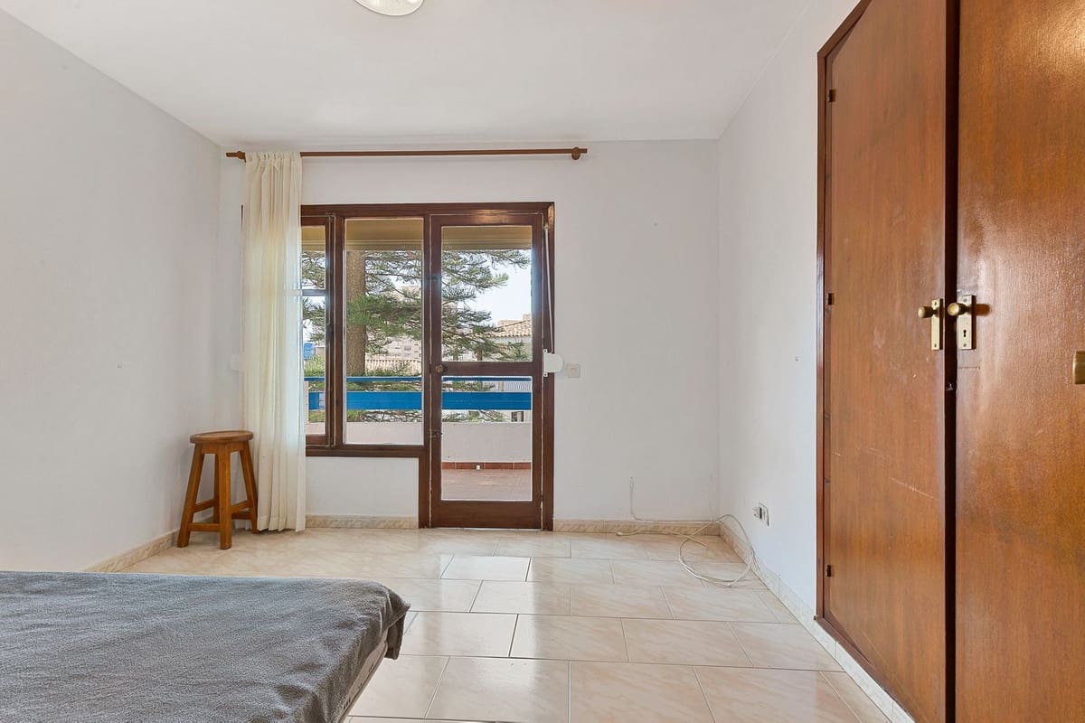 4 bedroom Apartment for sale in Fuengirola with garage - € 599,000 (Ref: 9086489)