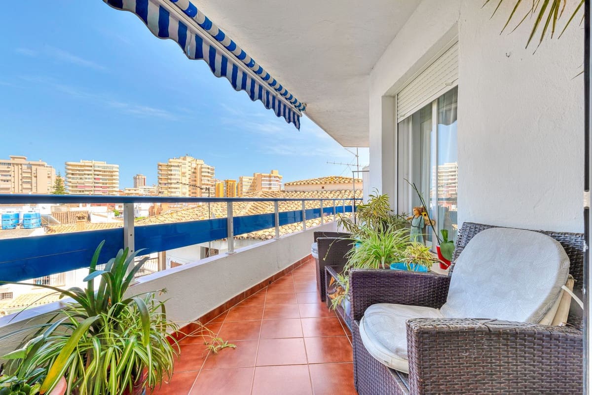3 bedroom Apartment for sale in Fuengirola - € 495,000 (Ref: 9094449)