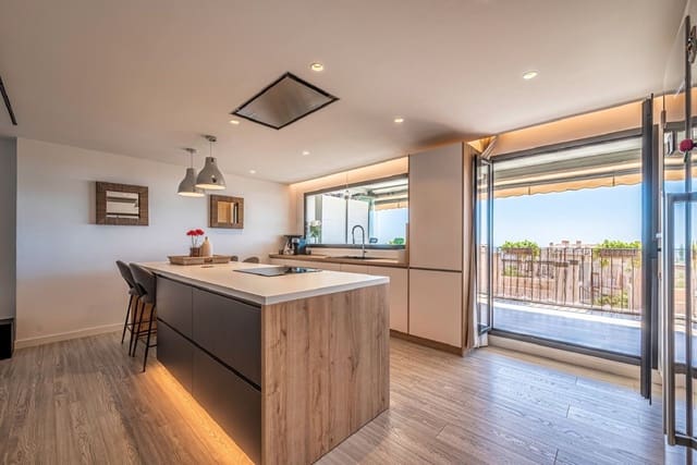 3 sovrum Lägenhet till salu i Benalmádena med pool garage - 545 000 € (Ref: 9094451)