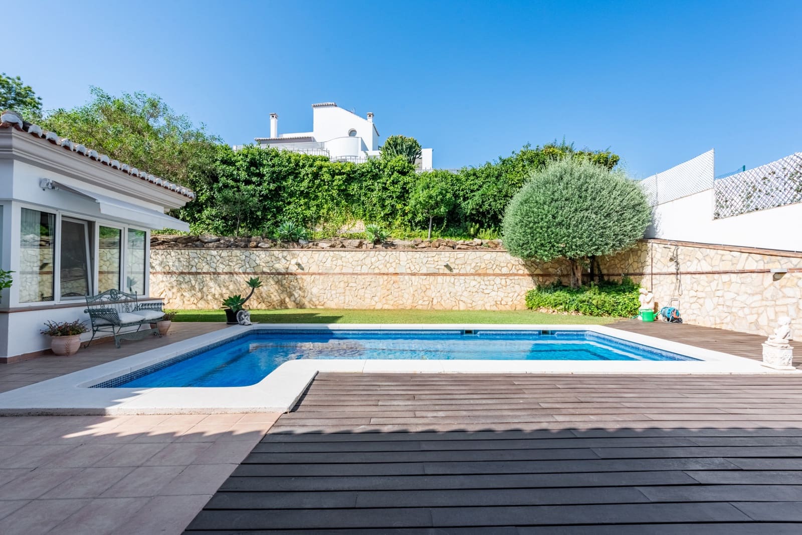 6 sovrum Villa till salu i Mijas Costa med pool garage - 1 595 000 € (Ref: 9103764)