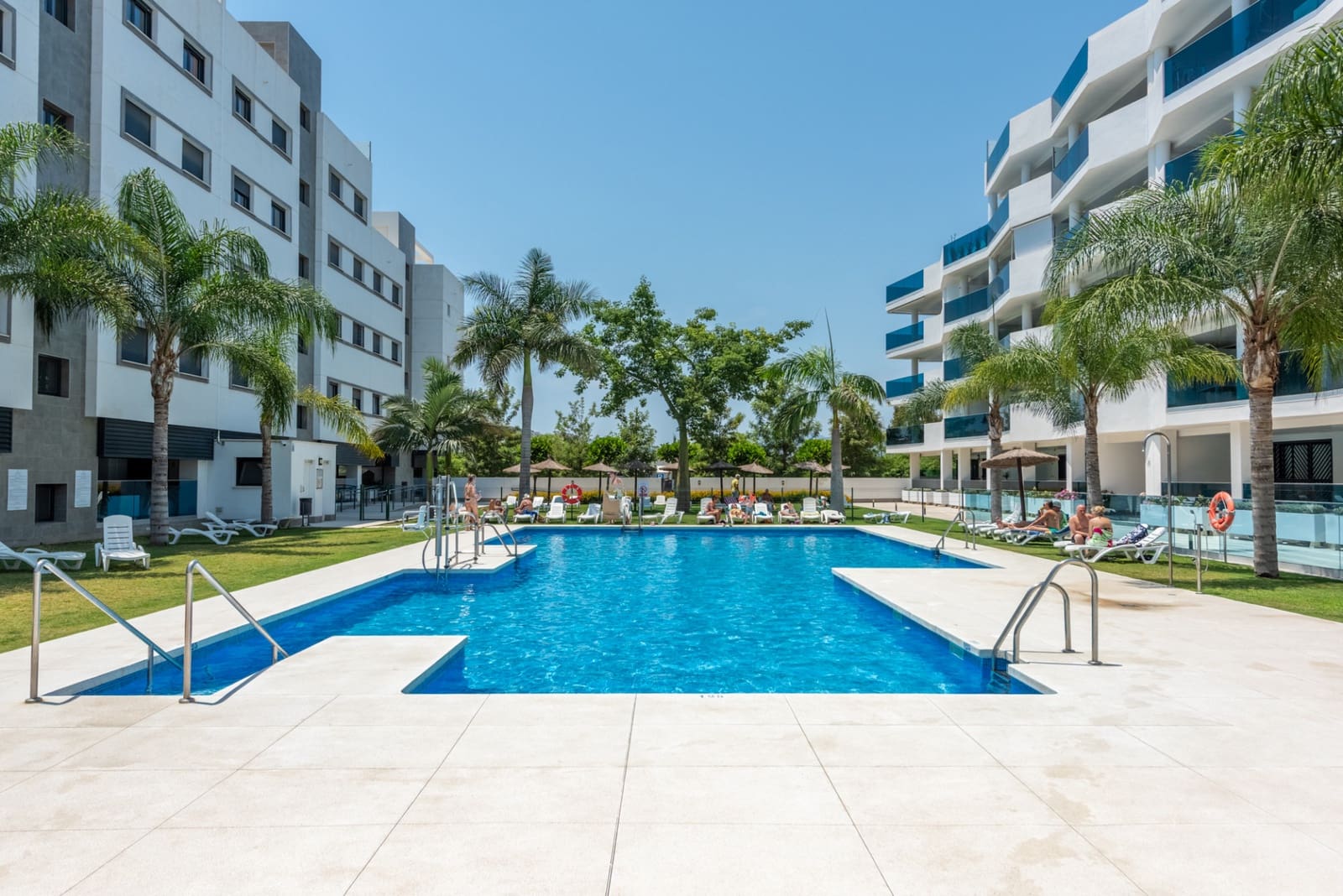 3 slaapkamer Penthouse te koop in Mijas Costa met zwembad garage - € 695.000 (Ref: 9146227)