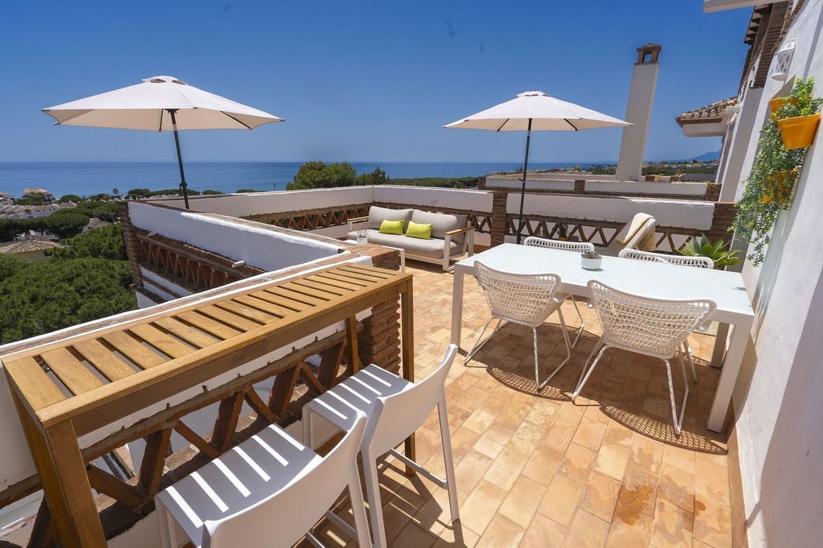 2 sypialnia Apartament na sprzedaż w Calahonda z basenem garażem - 449 500 € (Ref: 9203324)