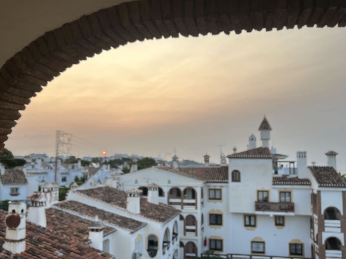 2 sypialnia Apartament na sprzedaż w Calahonda z basenem garażem - 449 500 € (Ref: 9203324)