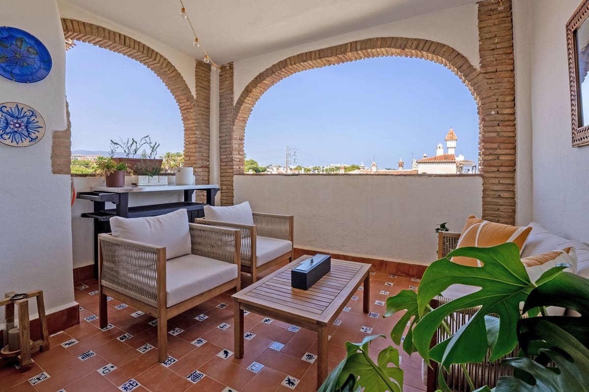 2 sypialnia Apartament na sprzedaż w Calahonda z basenem garażem - 449 500 € (Ref: 9203324)