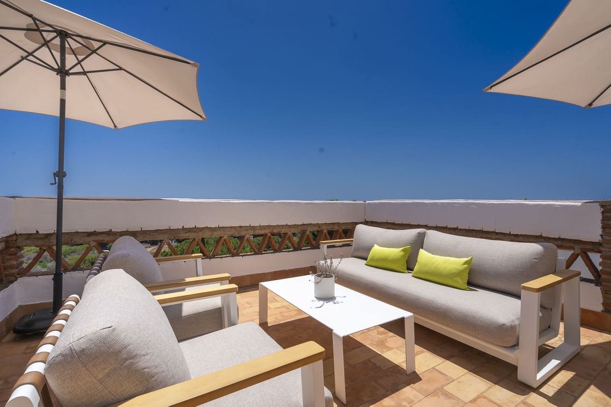 2 sypialnia Apartament na sprzedaż w Calahonda z basenem garażem - 449 500 € (Ref: 9203324)