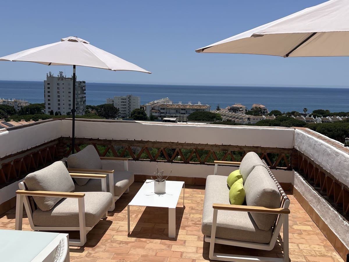 2 sypialnia Apartament na sprzedaż w Calahonda z basenem garażem - 449 500 € (Ref: 9203324)