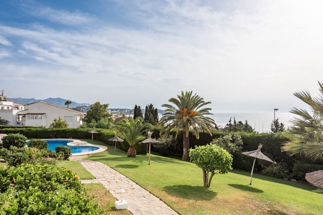 2 bedroom Apartment for sale in Torrenueva, Mijas with pool - € 349,000 (Ref: 9211088)