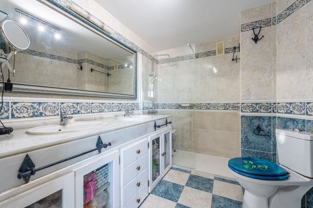 4 soverom Penthouse til salgs i Benalmadena Costa, Benalmádena med svømmebasseng garasje - € 485 000 (Ref: 9271464)