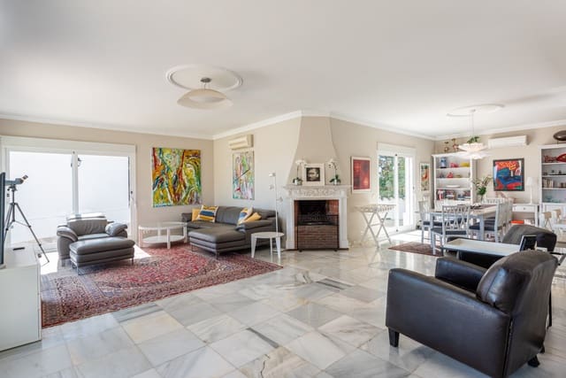 4 sovrum Villa till salu i Mijas Costa, Mijas med pool garage - 1 795 000 € (Ref: 9356514)