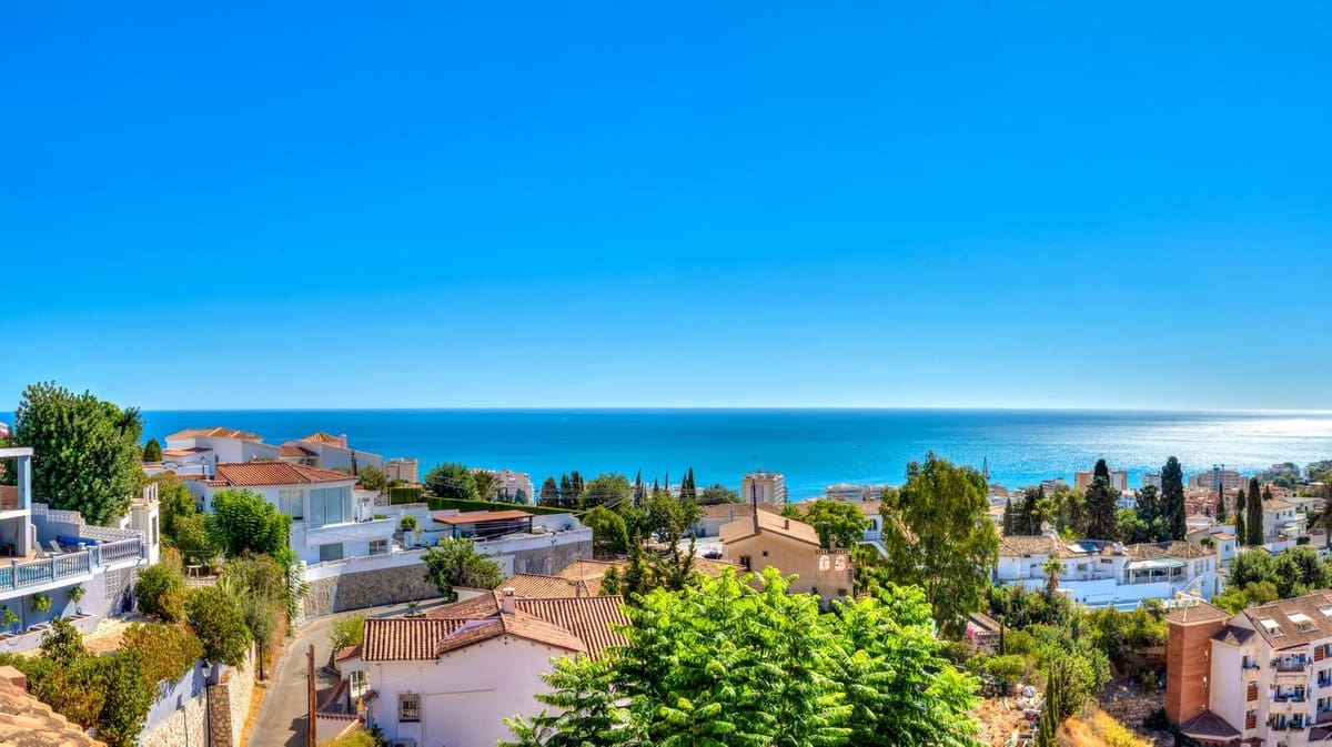 2 sovrum Takvåning till salu i Fuengirola med pool garage - 459 000 € (Ref: 9360682)