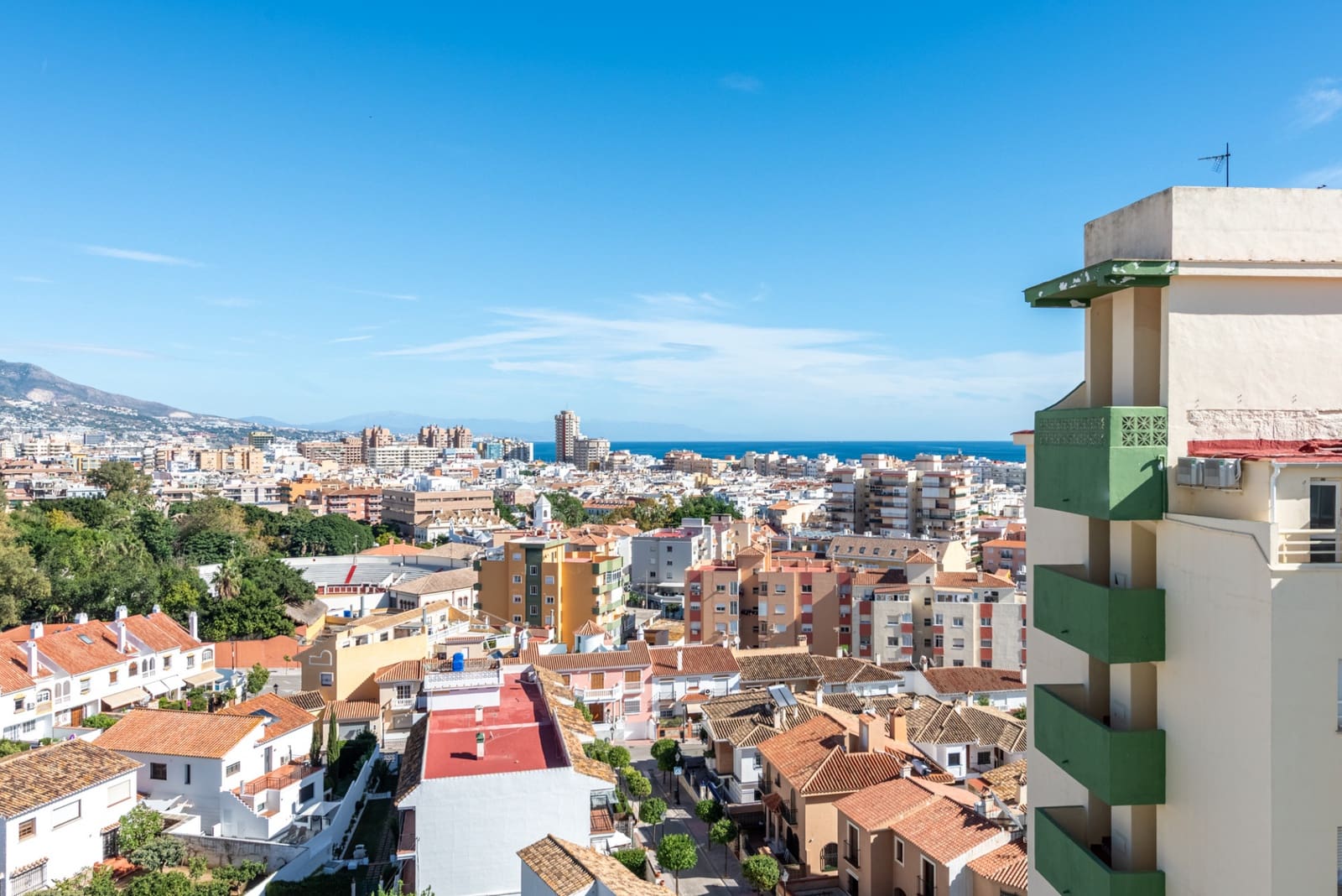 3 quarto Apartamento para venda em Fuengirola com piscina - 398 000 € (Ref: 9402583)