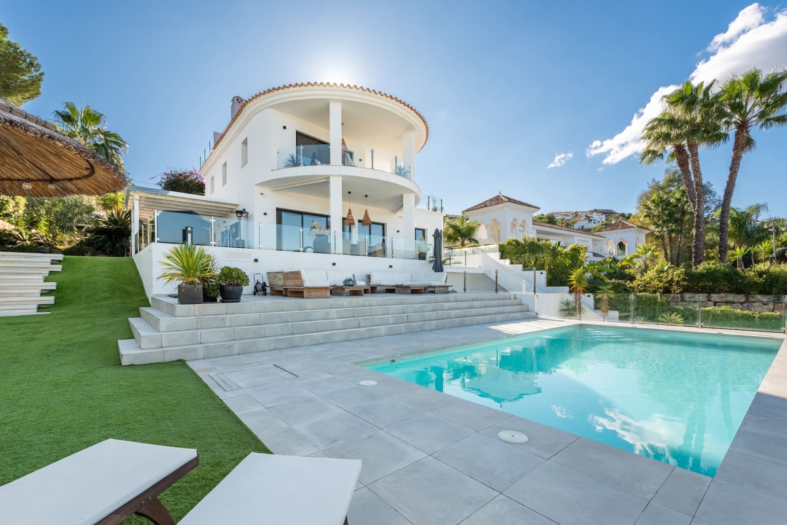 4 bedroom Villa for sale in Mijas Costa with pool garage - € 2,395,000 (Ref: 9417540)