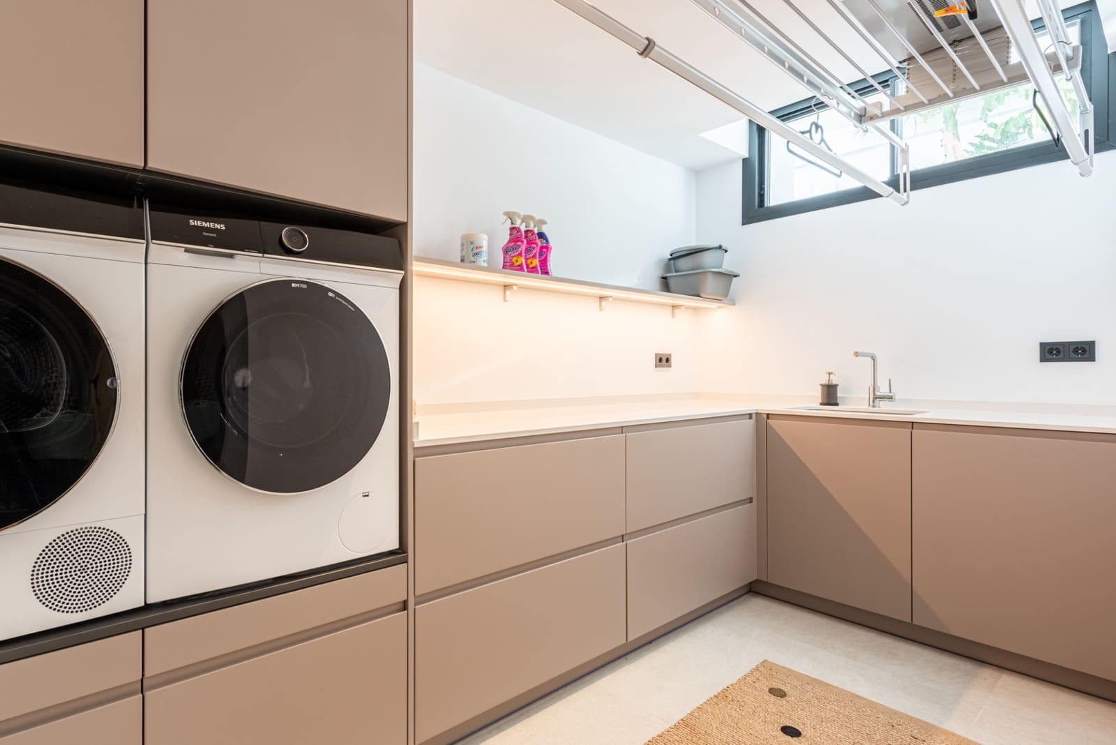 3 bedroom Villa for sale in Mijas Costa with pool garage - € 1,895,000 (Ref: 9421668)