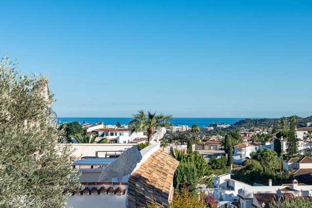 3 soverom Villa til salgs i Mijas Costa, Mijas med svømmebasseng garasje - € 1 895 000 (Ref: 9421668)