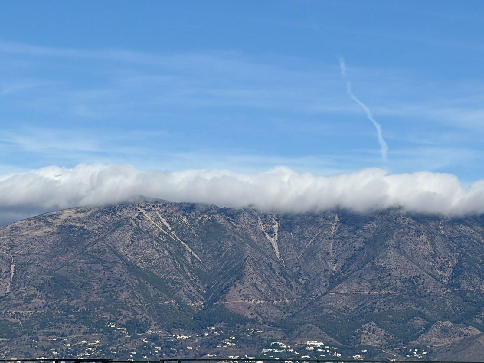 2 makuuhuone Kattohuoneisto myytävänä paikassa La Cala de Mijas mukana uima-altaan 
autotalli - 995 000 € (Ref: 9444772)